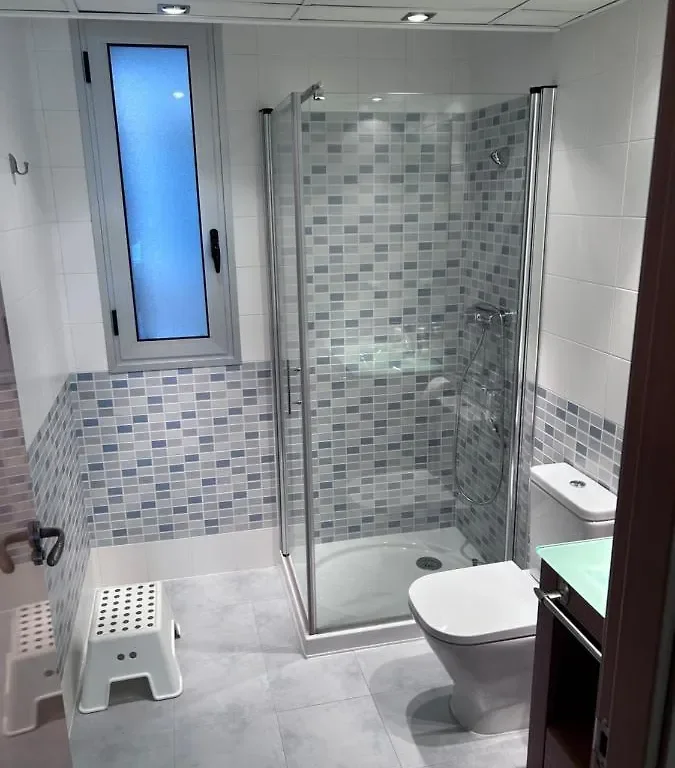 Baño con ducha a ras de suelo