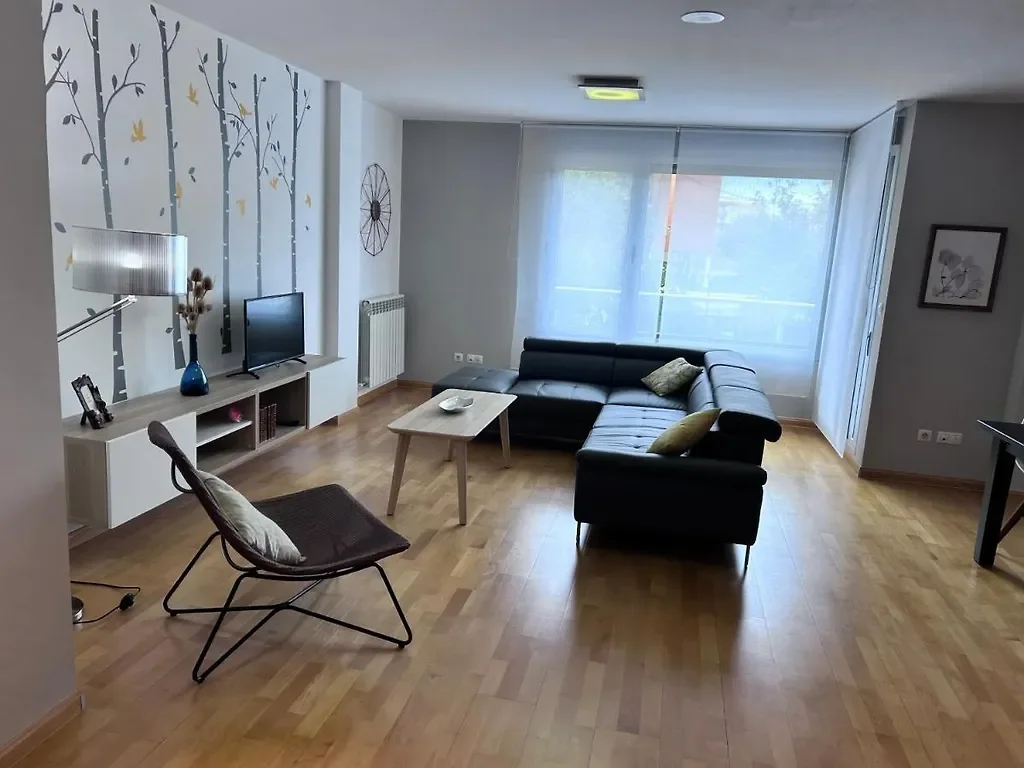 Zona de estar con televisor